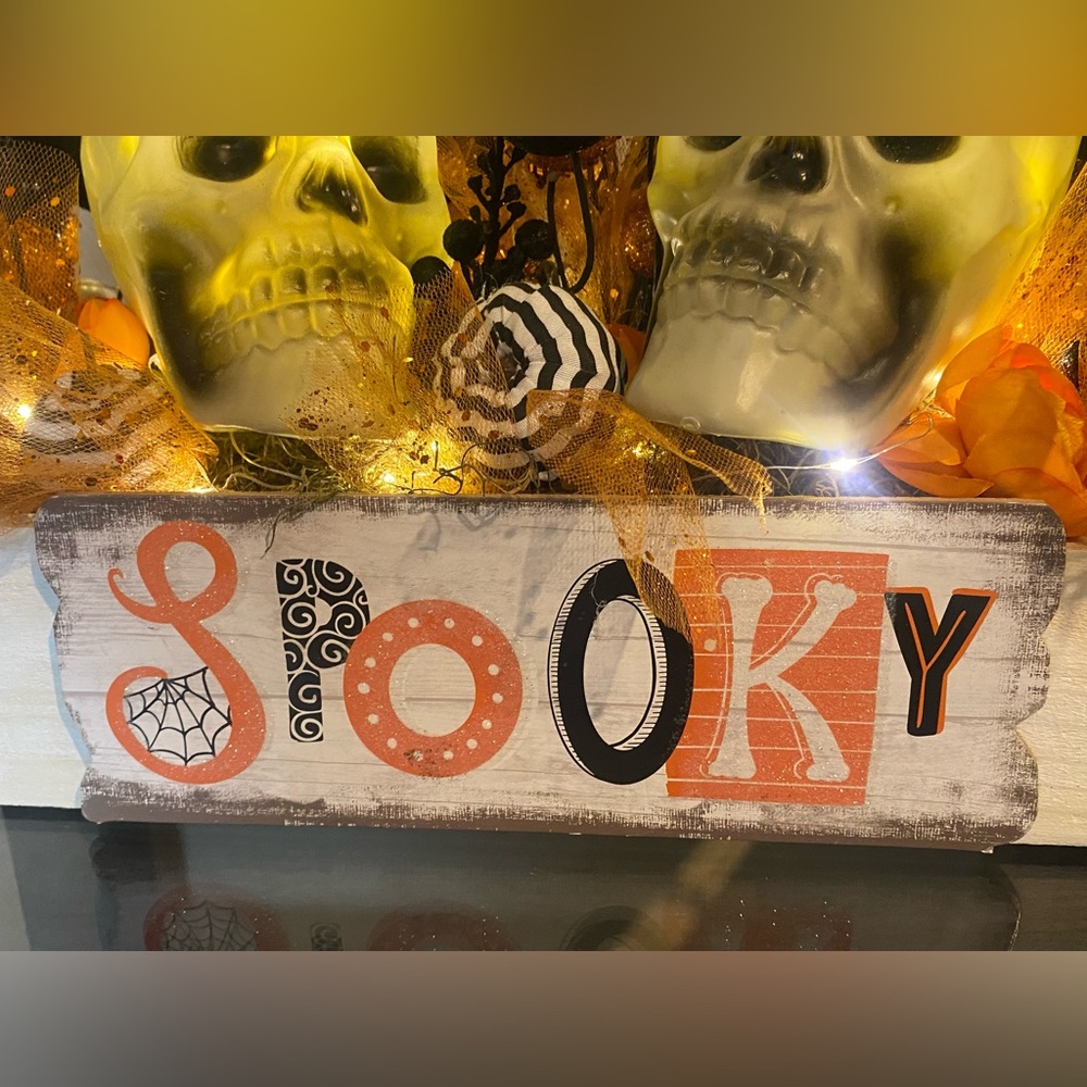 Halloween | Lighted Skull Decor | Halloween Arrangement | Halloween Party decor - Picture 5 of 10